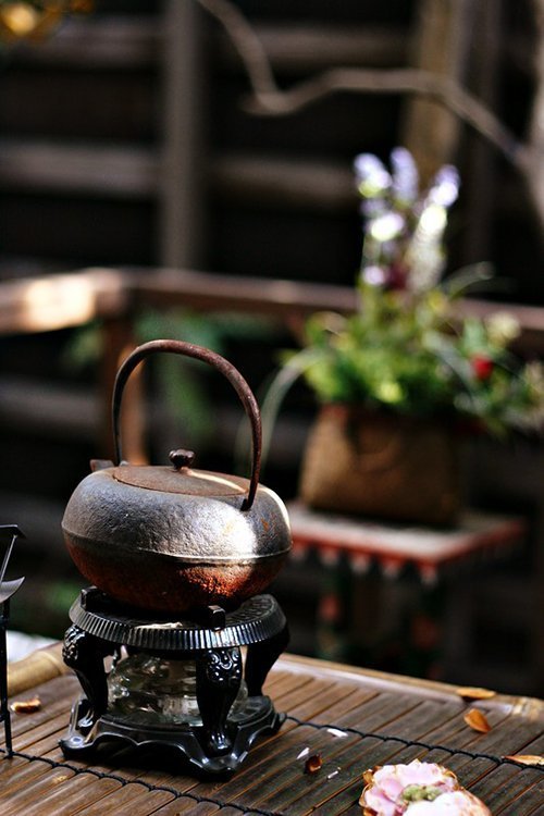 Rust will grow easily on the iron teapot