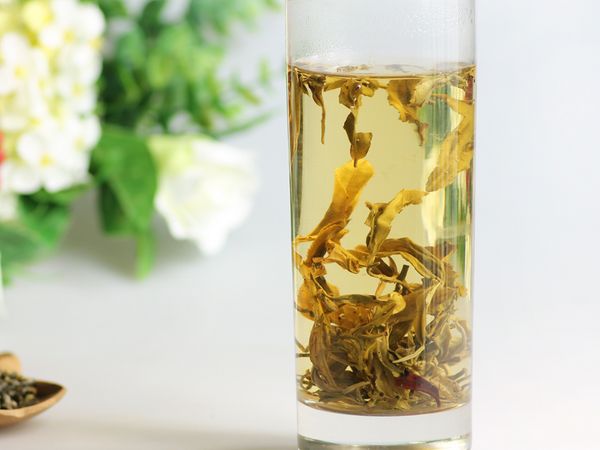 Jasmine tea is caffeine contented may cause insomnia