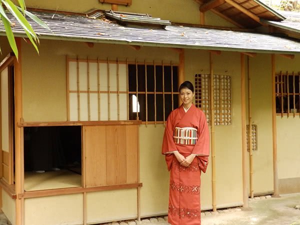 The entrance of the Japanese tea house is very small
