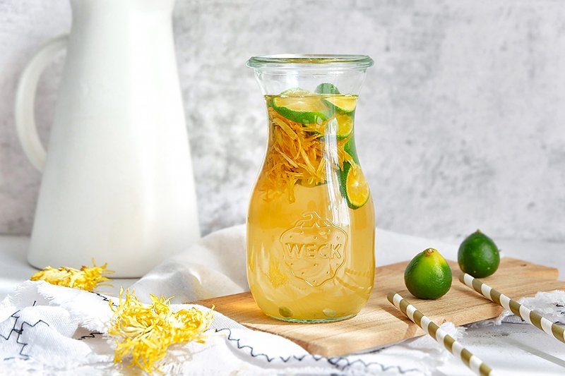 Green Mandarin Marigold Tea